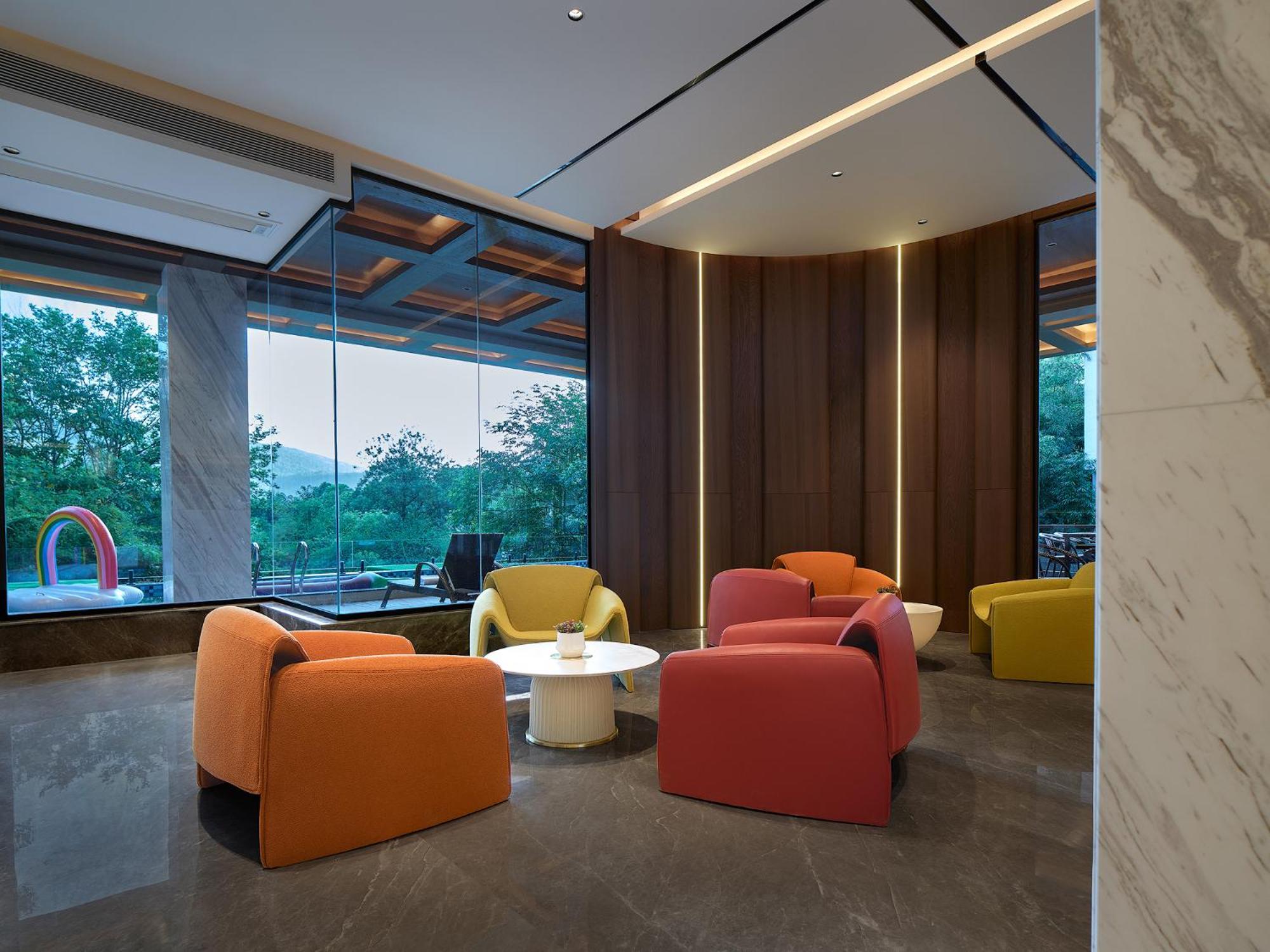 Zhangjiajie Utopia Hotel--Free One Way Pick Up Service Over 2 Nights Екстериор снимка