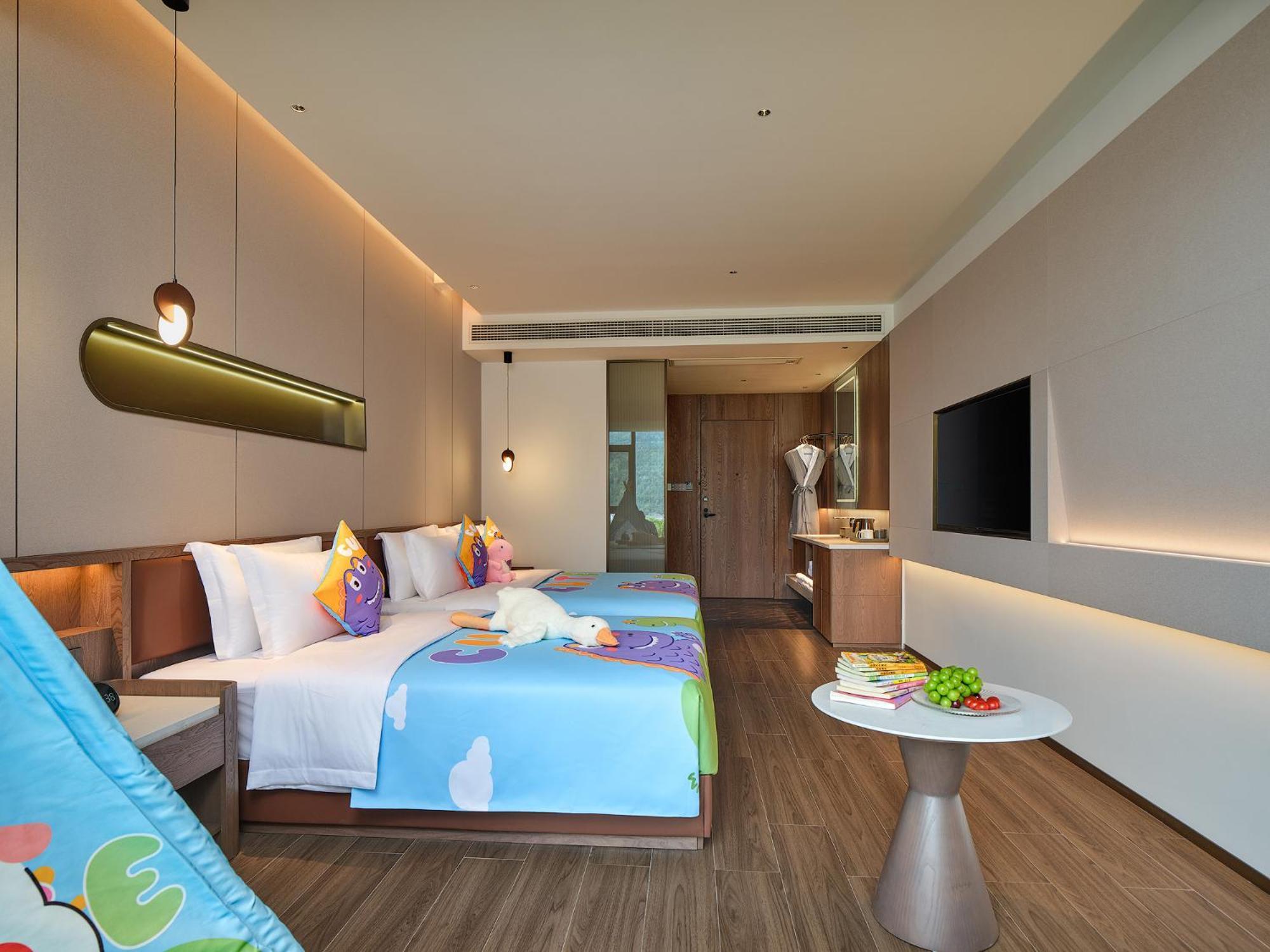 Zhangjiajie Utopia Hotel--Free One Way Pick Up Service Over 2 Nights Екстериор снимка