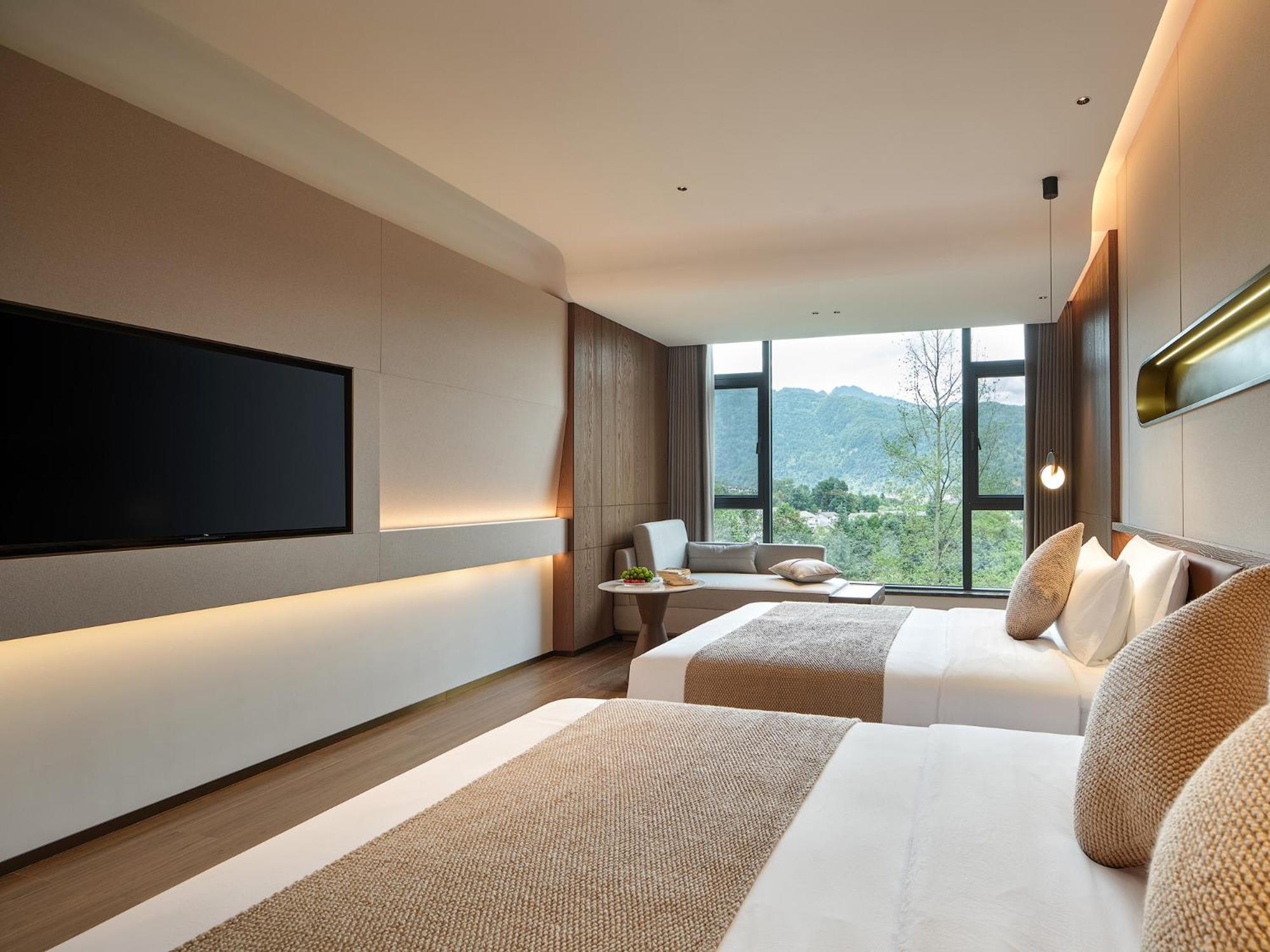 Zhangjiajie Utopia Hotel--Free One Way Pick Up Service Over 2 Nights Екстериор снимка