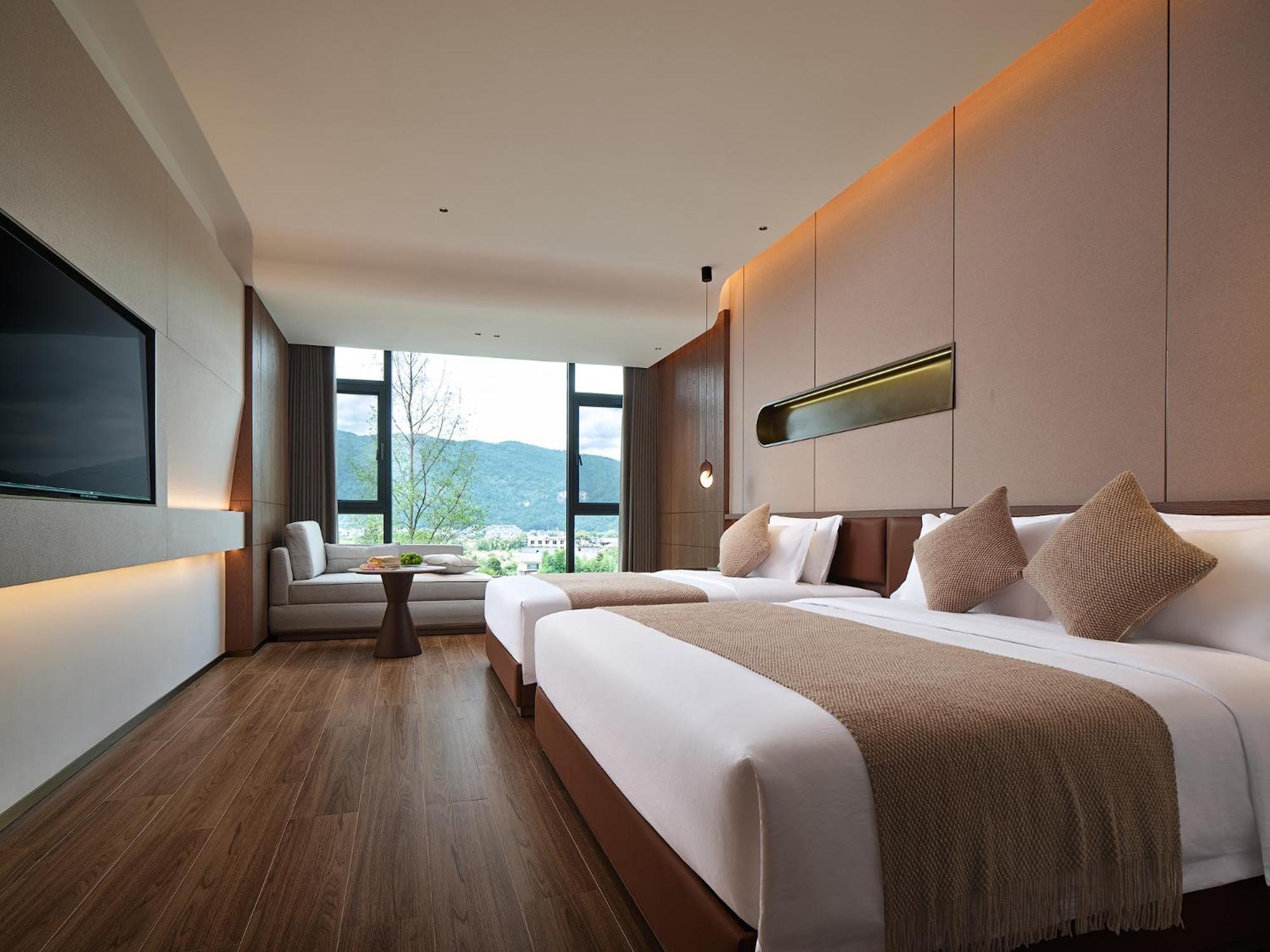 Zhangjiajie Utopia Hotel--Free One Way Pick Up Service Over 2 Nights Екстериор снимка