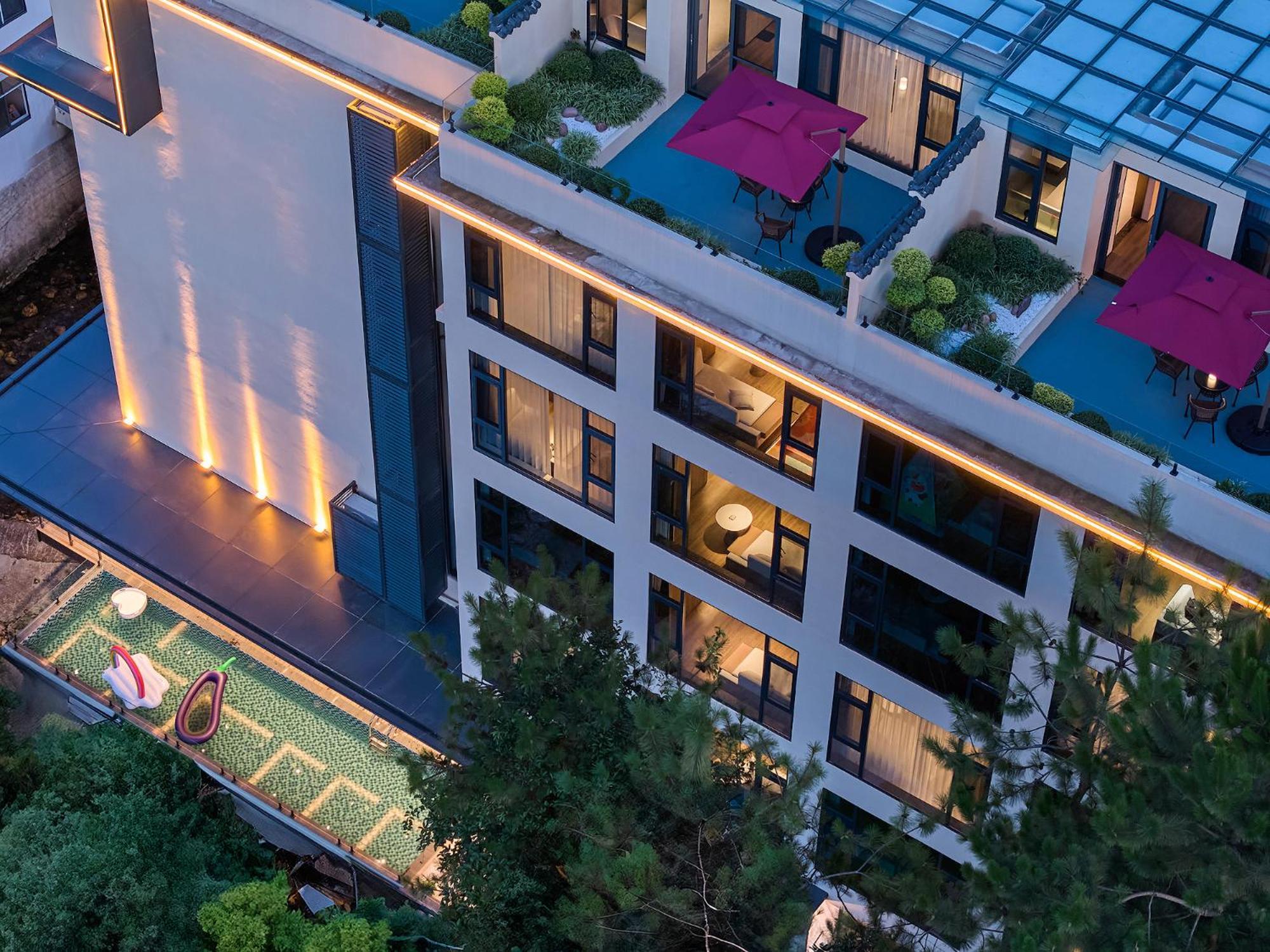 Zhangjiajie Utopia Hotel--Free One Way Pick Up Service Over 2 Nights Екстериор снимка